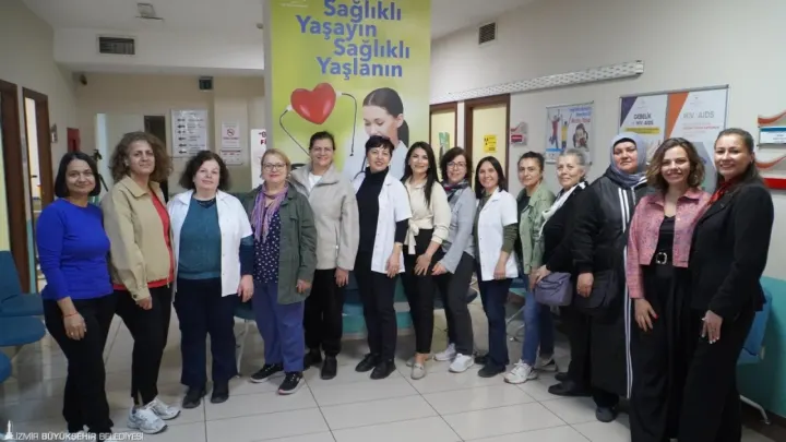 İzmir Büyükşehir Belediyesi’nden Engelli Kadınlara Erişilebilir Sağlık Hizmeti: Mamografi ve HPV Taramaları Başladı
