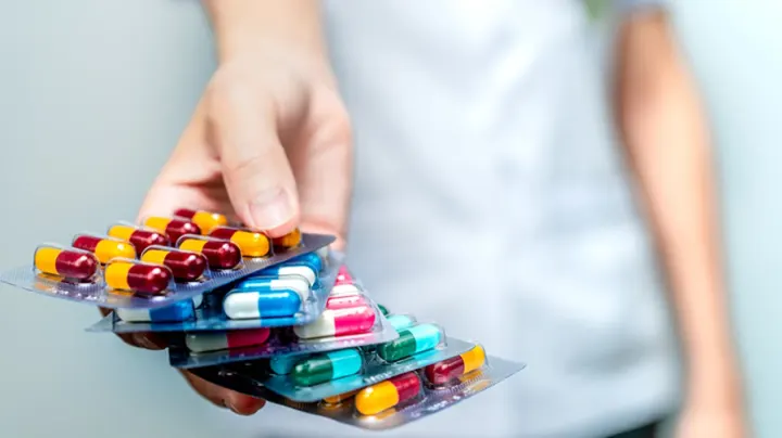 Sağlık Otoriteleri Uyarıyor: Antibiyotik Direnci Küresel Bir Krize Dönüşüyor