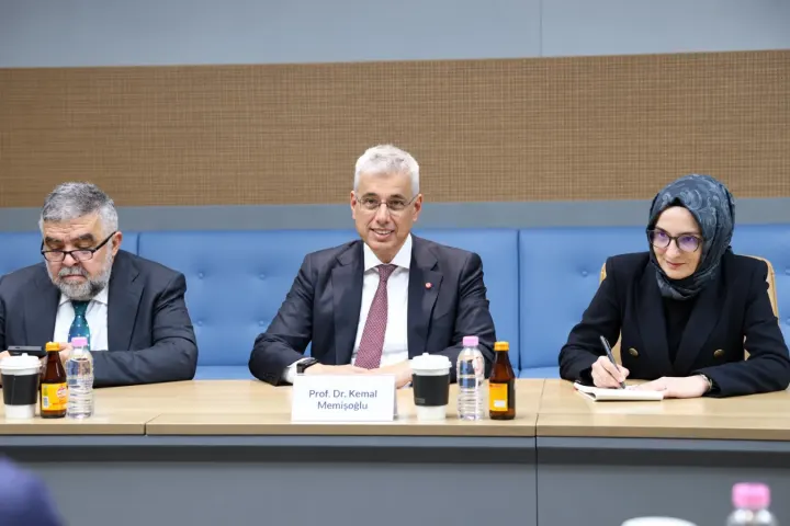 Bakan Memişoğlu’ndan Güney Kore’de Sağlık İş Birliği Görüşmeleri