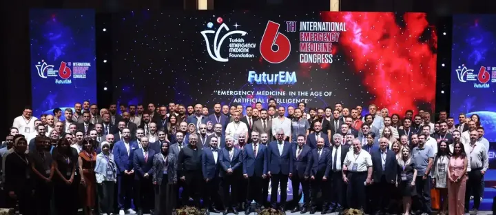 Bakan Memişoğlu Antalya’da Konuştu: Ambulanslarla Yılda 8 Milyona Yakın Hasta Taşınıyor