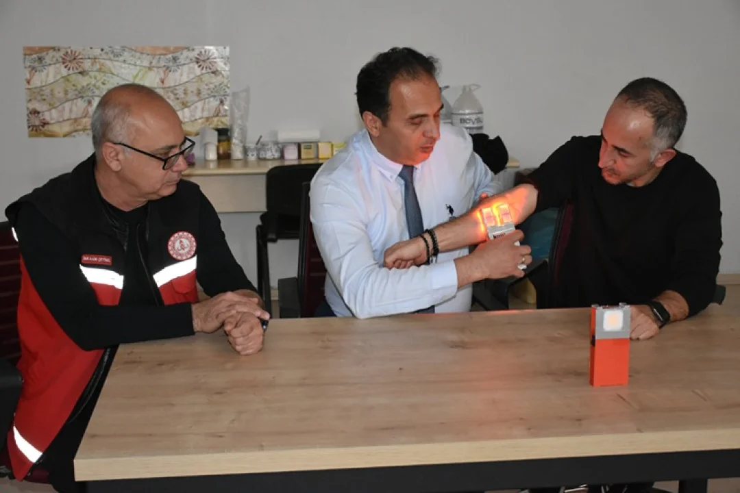 Konya’da Geliştirilen “Damar Bulucu” Cihaz Sağlık Çalışanlarının İşini Kolaylaştıracak