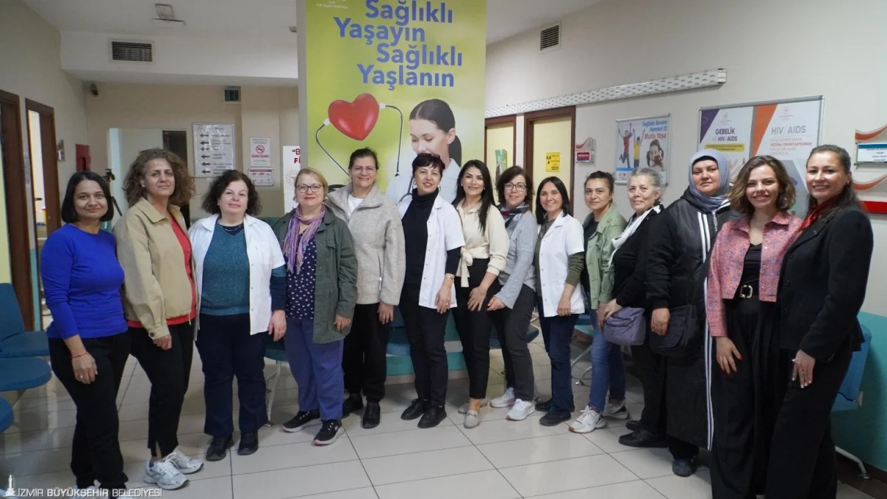 İzmir Büyükşehir Belediyesi’nden Engelli Kadınlara Erişilebilir Sağlık Hizmeti: Mamografi ve HPV Taramaları Başladı