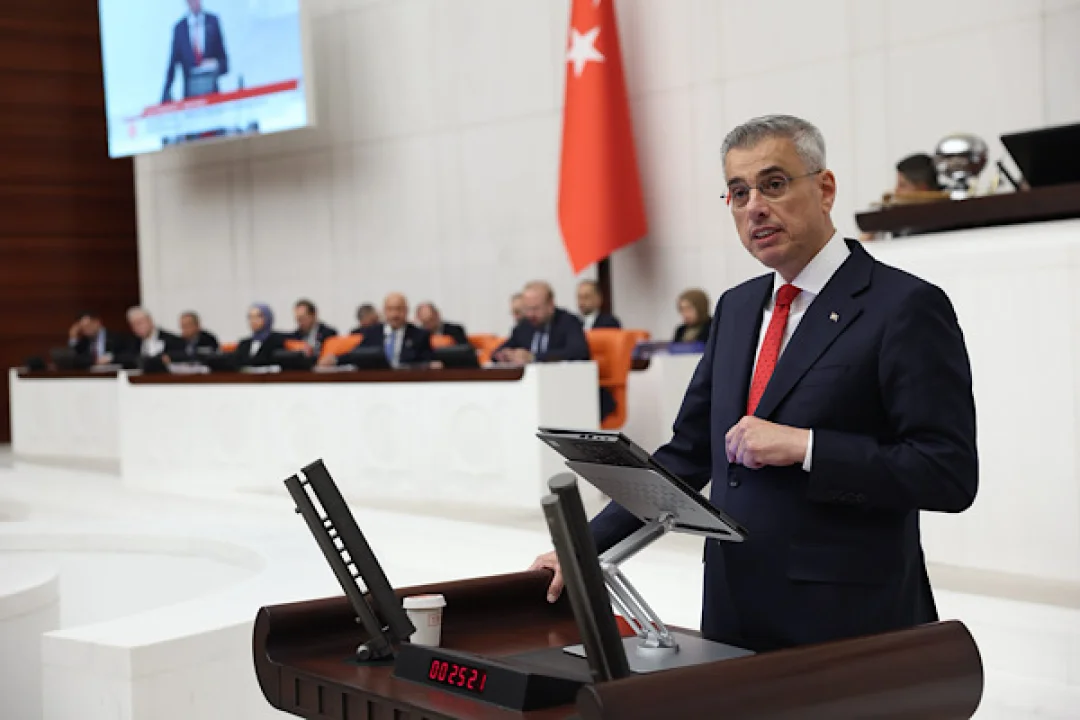 Sağlık Bakanı Memişoğlu Eczacı Çözüm Kongresi’nde: Sektör Temsilcileriyle Bir Araya Geldi