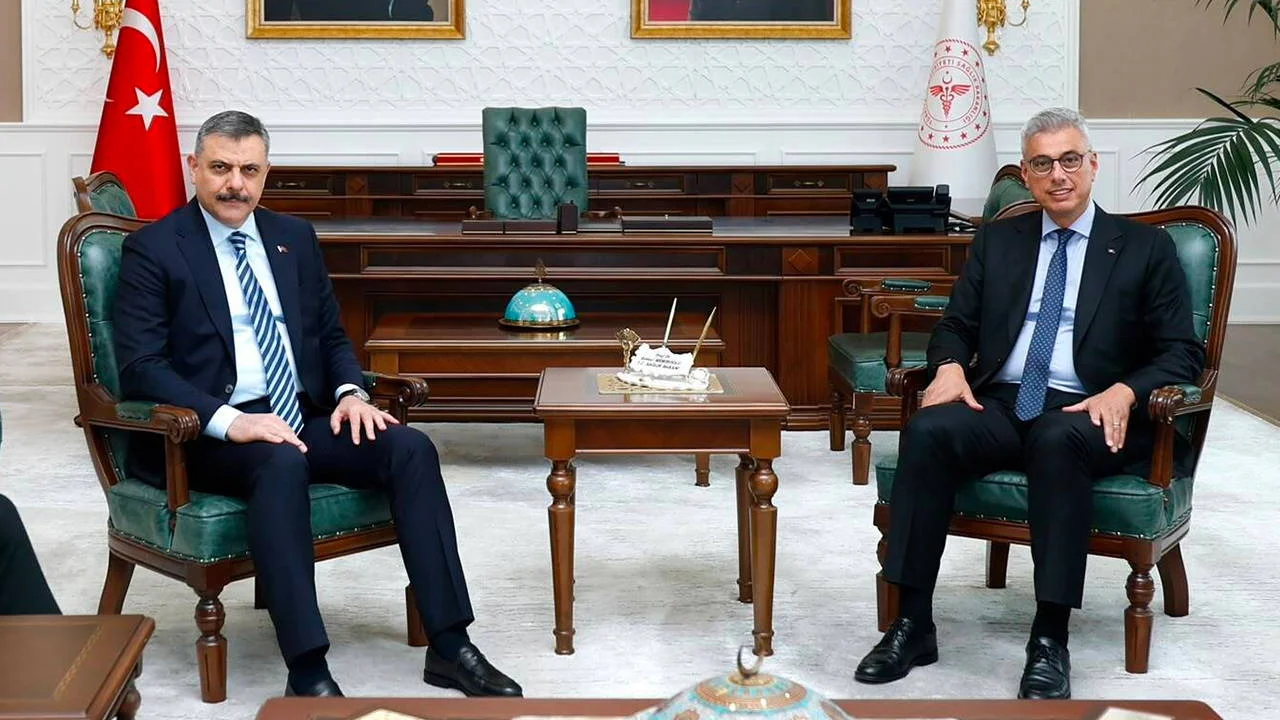 İçişleri Bakanı Mustafa Çiftçi, Sağlık Bakanı Kemal Memişoğlu ile Bir Araya Geldi