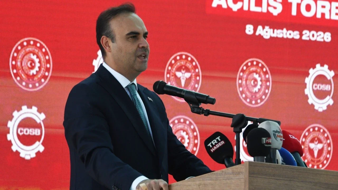 Bakan Kacır Açıkladı: Sağlık Endüstrisinde 64 Milyar TL'lik Yatırım Hamlesi 