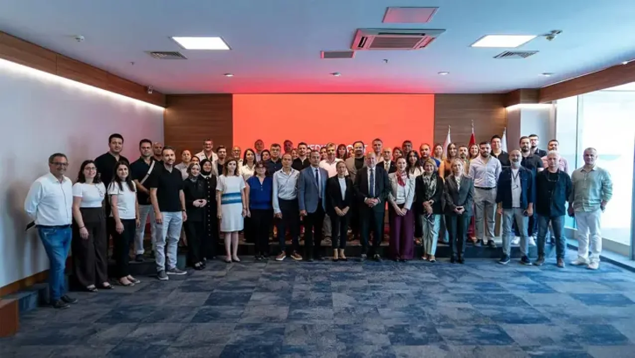 İzmir'e Sağlık Alanına Özel Süper Bilgisayar Hedefi