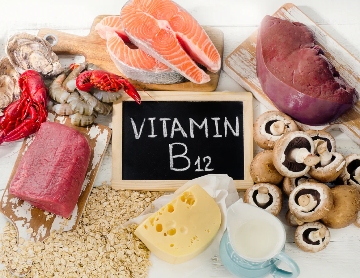 B12 Vitamin Seviyeleri ve Bilişsel Sağlık: Yeni Araştırma Normal Aralıkları Sorguluyor